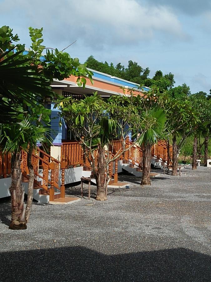 Sansook Chaolao Hotel Chao Lao Beach Exterior photo